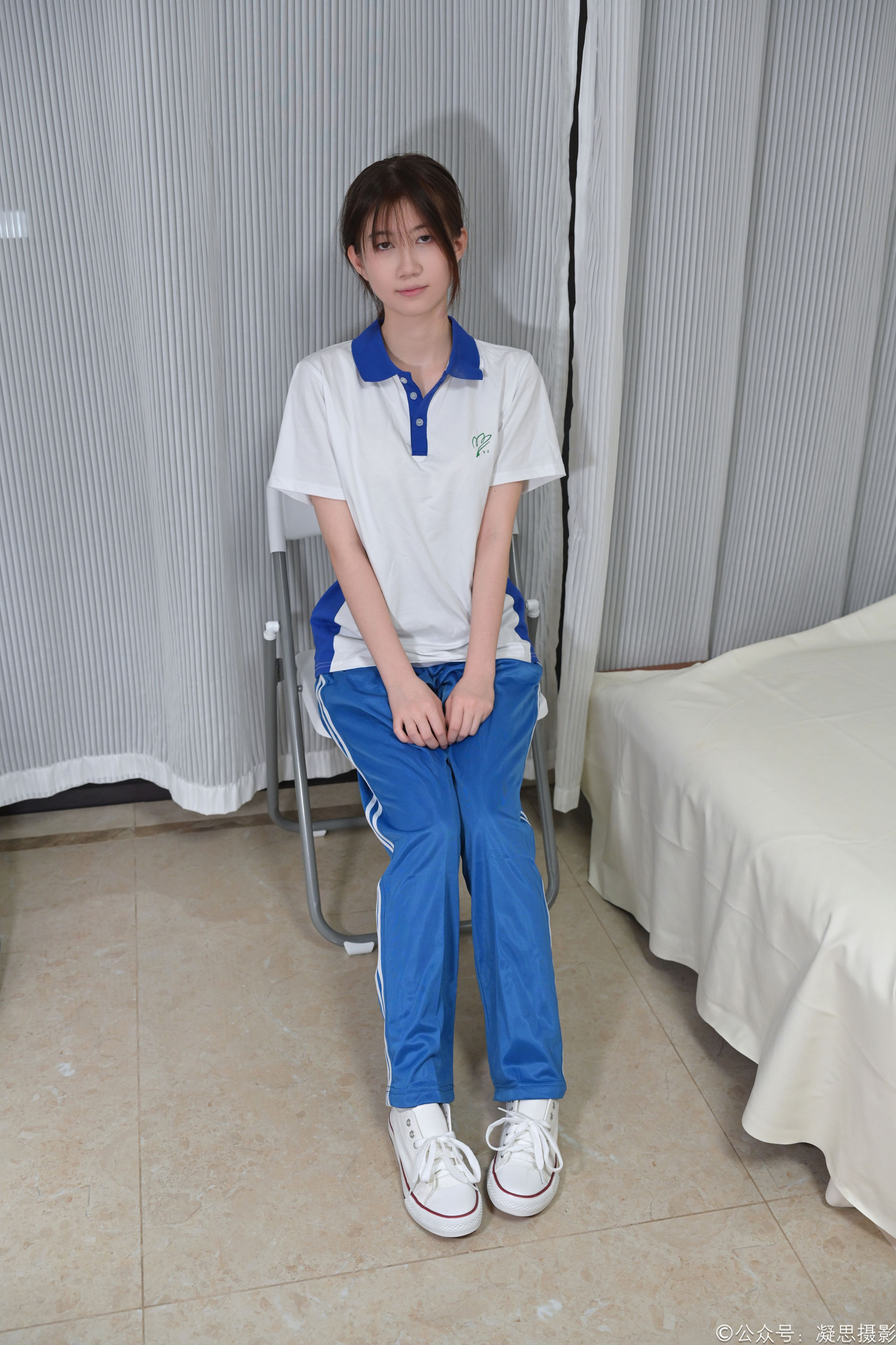 凝思摄影 No.056 小慧 - 校服、短白袜、帆布鞋