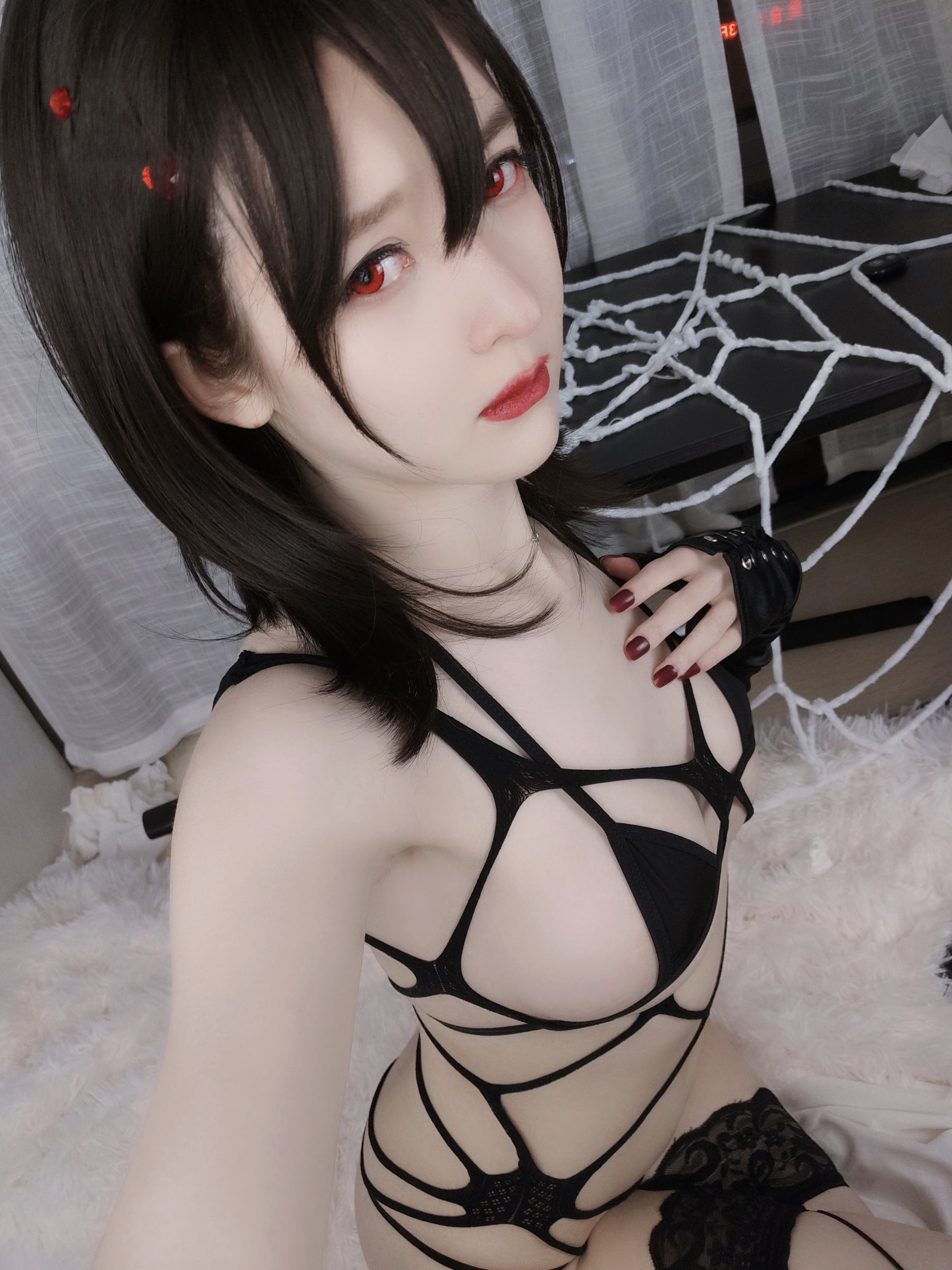 一小央泽 クモMISS SPIDER