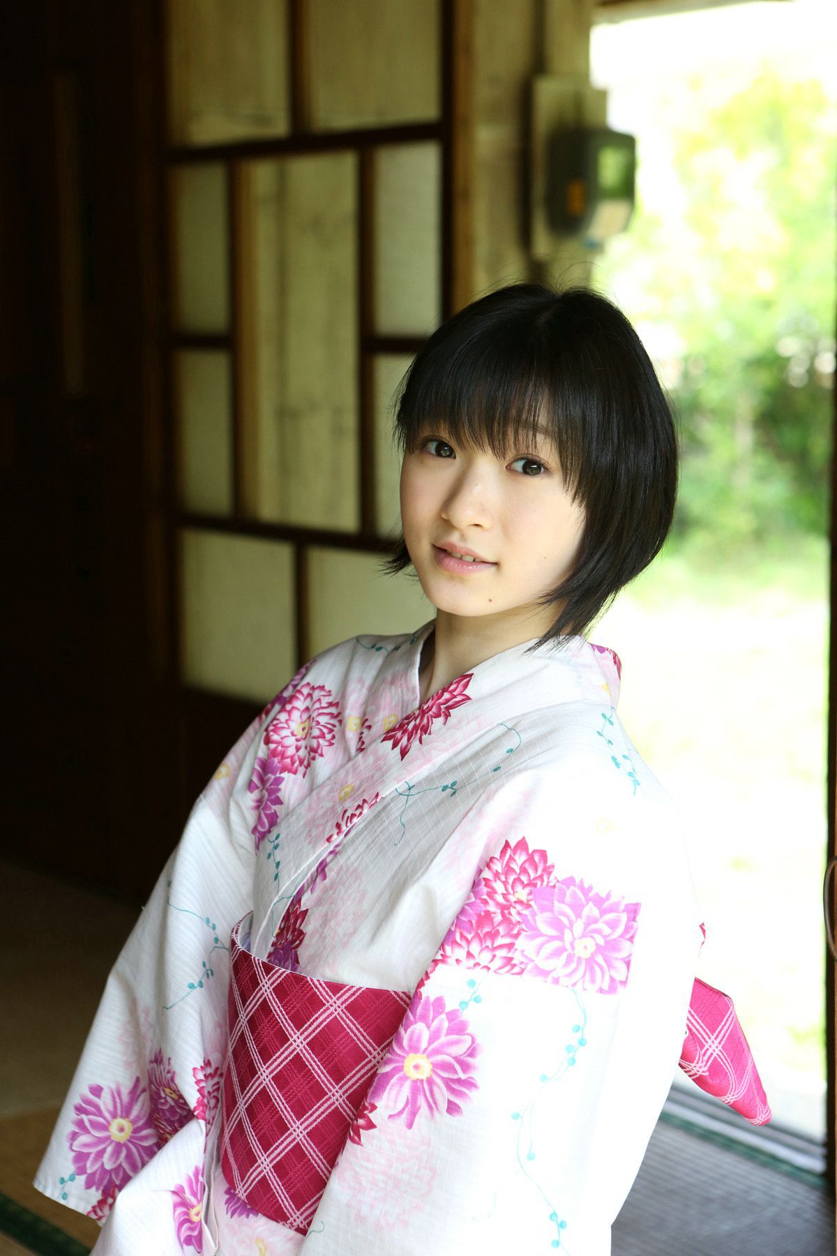 宮本佳林 Karin Miyamoto [Hello! Project Digital Books] Vol.130 