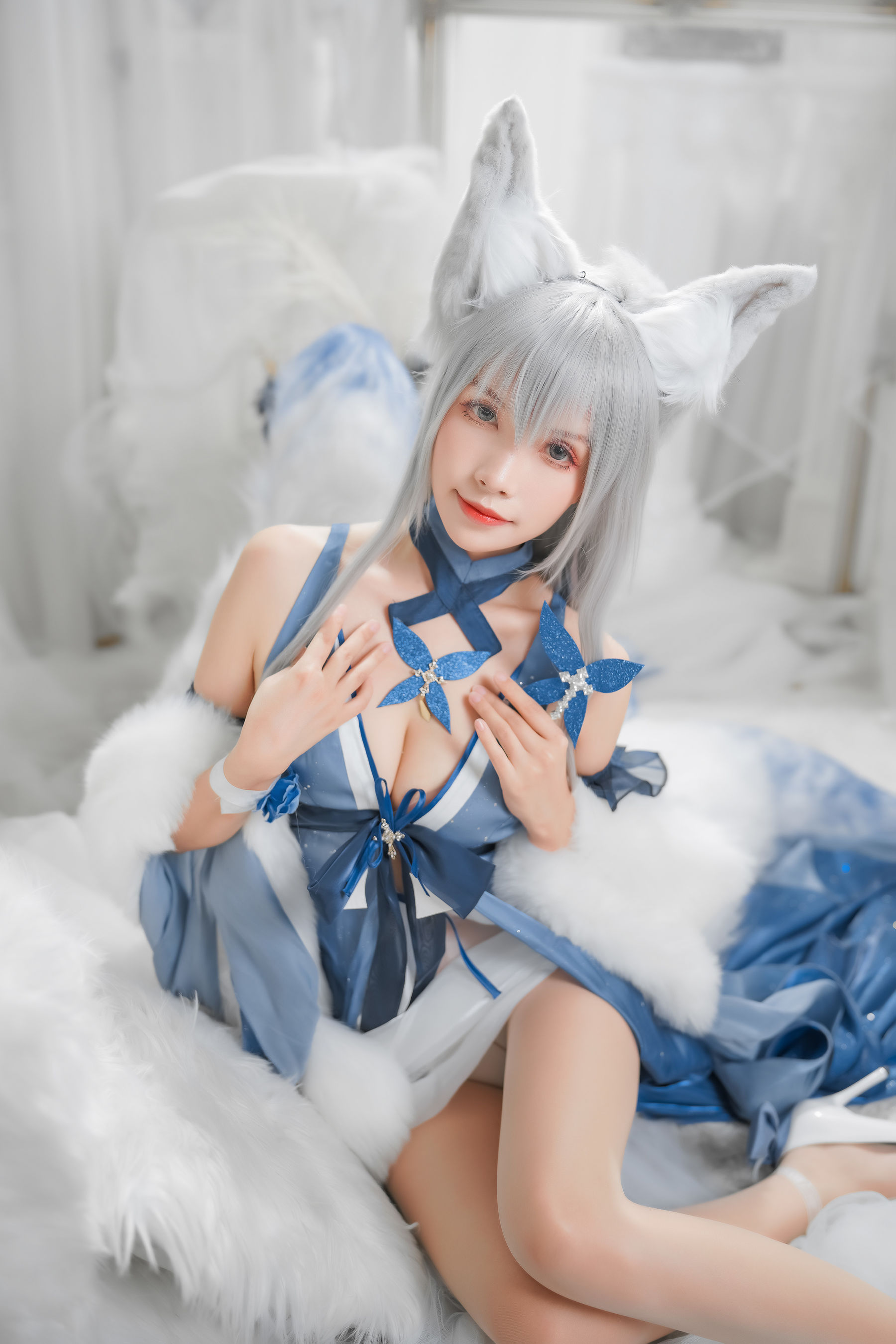 [福利COS] Neko-薇薇 - 信浓礼服