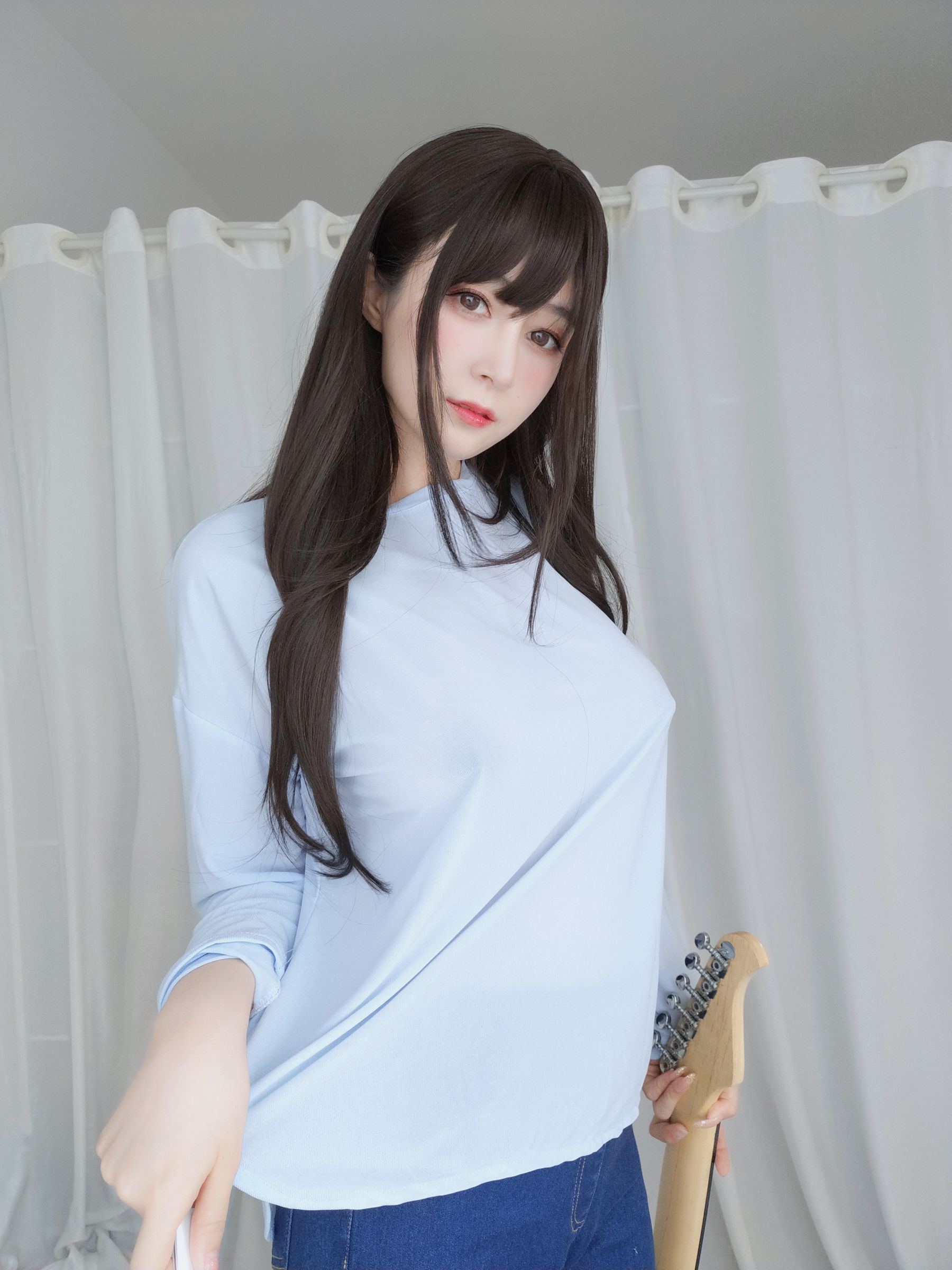 [网红COS] Coser小姐姐白银 - 妹は服を着てください