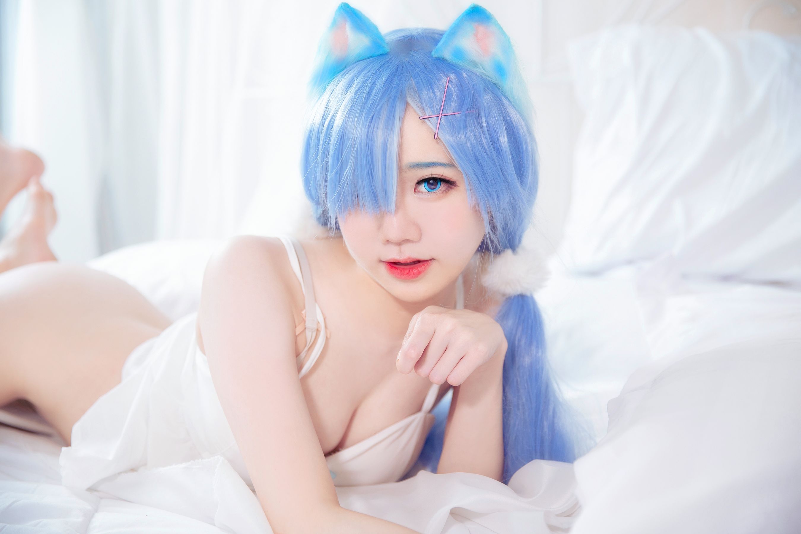 [网红COS] Sally Dorasnow - Rem White Kitty