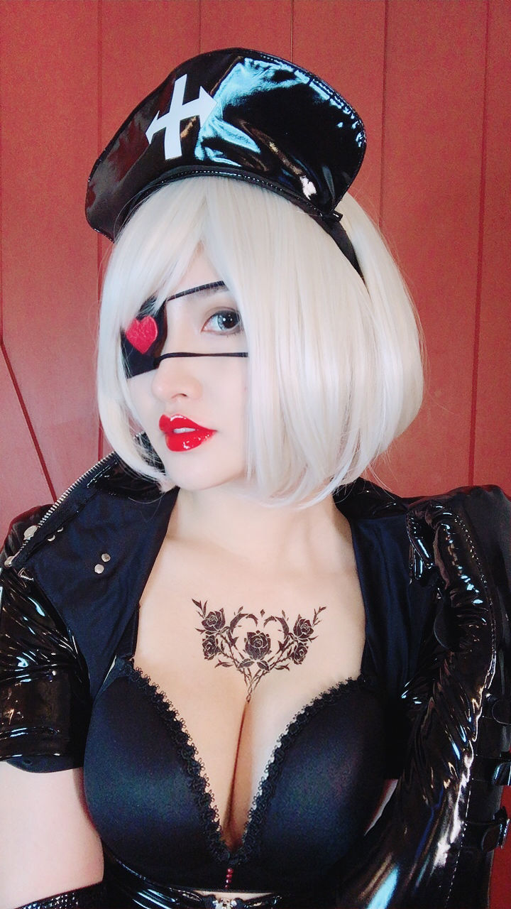 [福利COS] MisswarmJ - 护士2B